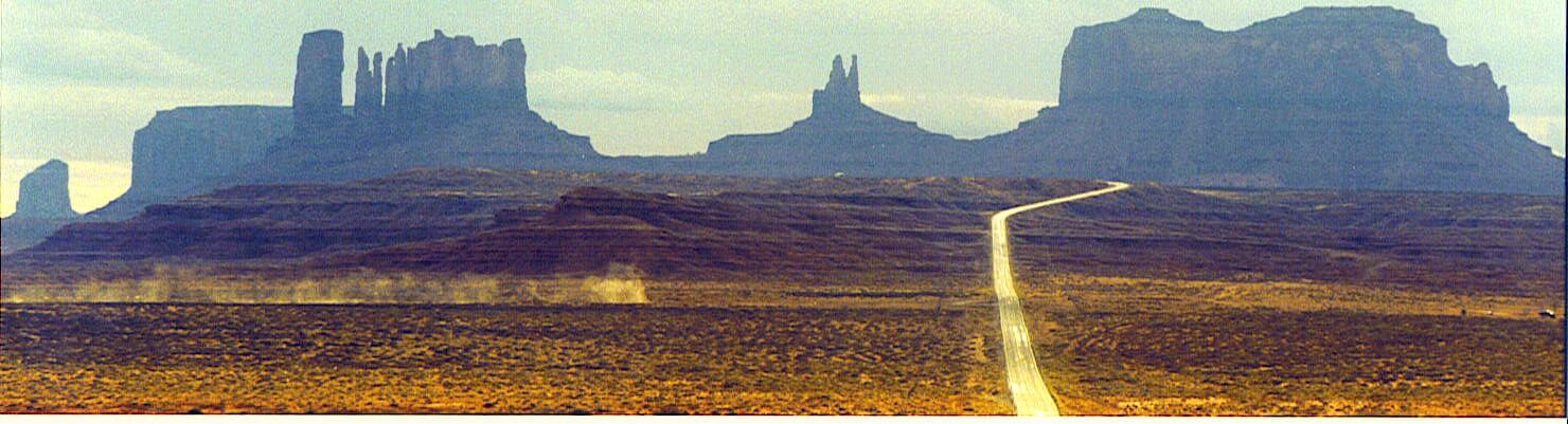 MONUMENT  VALLEY......
