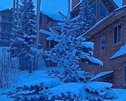 BRIANHEAD  SKI  RESORT  -  BRIANHEAD, UTAH
