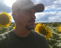 self in sunflower fields, NJ the garden State